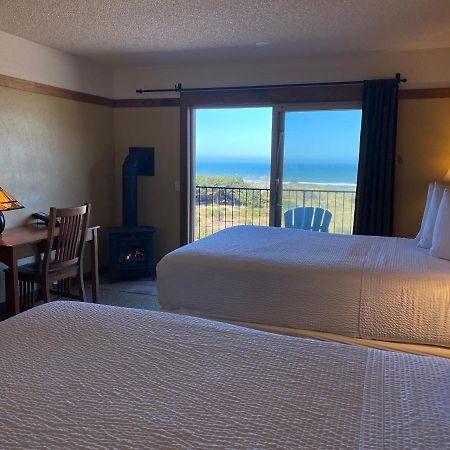 Beachcombers Inn جولد بيتش المظهر الخارجي الصورة
